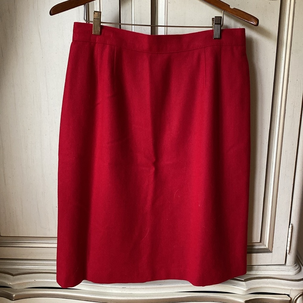 Vintage Sag Harbor Women's Size 10 100% Wool Solid Red Suit Set